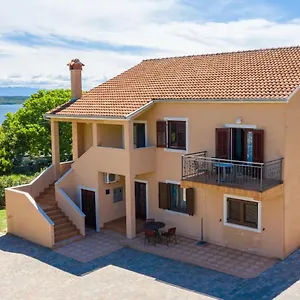  Apartment Marina Veskovic